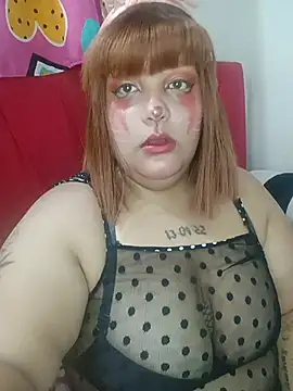 Snapshot of Afrodita_fox31 chatting on 07-21-26, 02:18 Afrodita fox31 online show from 07-21-26, 02:18