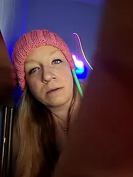 Snapshot of XxMs_StarzxX chatting on 01-29-25, 01:58 XxMs StarzxX online show from 01-29-25, 01:58