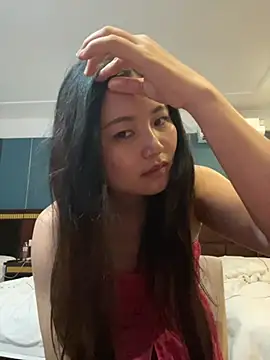 Snapshot of xiaomeng-88 chatting on 07-16-26, 12:35 xiaomeng-88 online show from 07-16-26, 12:35