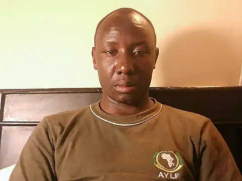 Snapshot of themelaninchocolates chatting on 07-25-26, 09:32 themelaninchocolates online show from 07-25-26, 09:32