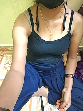 Snapshot of Tamil--vani69 chatting on 07-21-26, 05:47 Tamil--vani69 online show from 07-21-26, 05:47