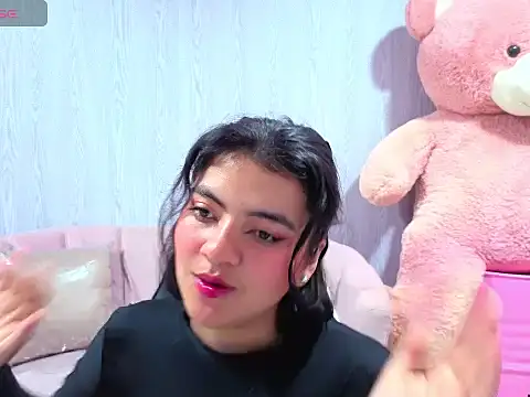 Snapshot of amalia_a chatting on 07-25-26, 01:39 amalia a online show from 07-25-26, 01:39