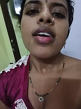 Snapshot of DesiCutie01 chatting on 07-17-26, 12:35 DesiCutie01 online show from 07-17-26, 12:35