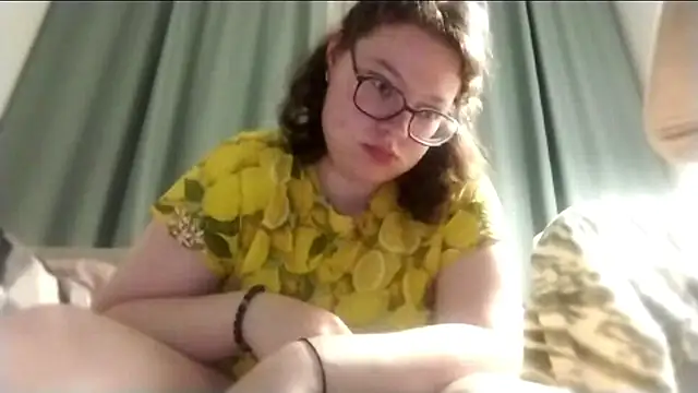 Snapshot of MulaVixen chatting on 07-23-26, 08:16 MulaVixen online show from 07-23-26, 08:16