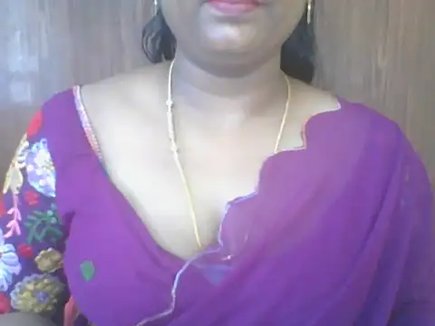 Snapshot of Tamil_hot_Shalini chatting on 07-23-26, 08:00 Tamil hot Shalini online show from 07-23-26, 08:00