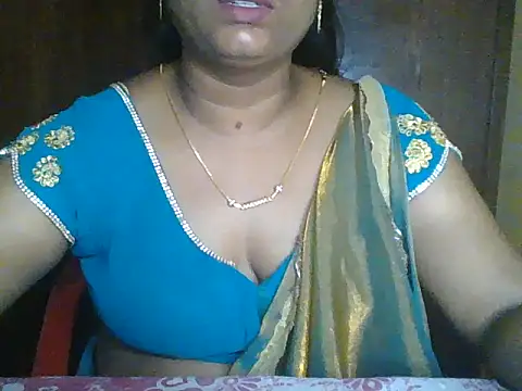 Snapshot of Tamil_hot_Shalini chatting on 07-25-26, 09:10 Tamil hot Shalini online show from 07-25-26, 09:10
