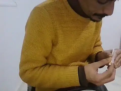 fantasmoni online show from 11-29-25, 05:24