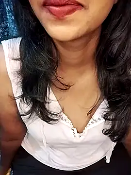Snapshot of kannada_sakhi_siri666 chatting on 07-18-26, 02:36 kannada sakhi siri666 online show from 07-18-26, 02:36