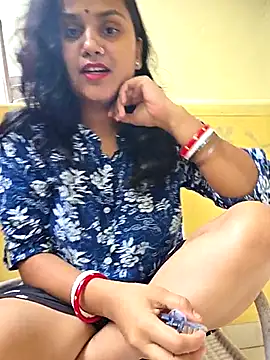 Snapshot of Hotbhabhi882 chatting on 07-23-26, 04:21 Hotbhabhi882 online show from 07-23-26, 04:21