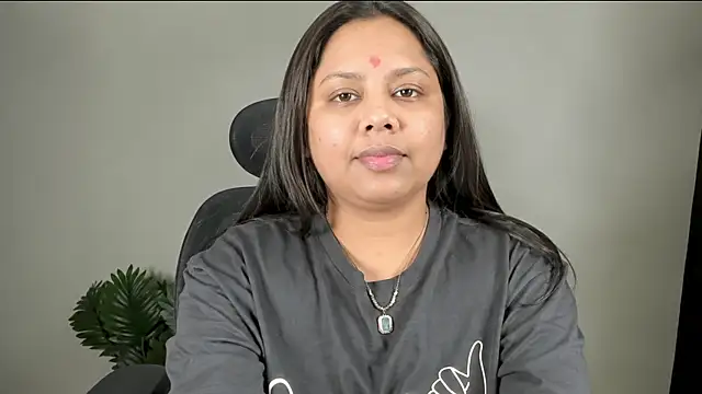 Snapshot of mohini_live chatting on 07-17-26, 07:38 mohini live online show from 07-17-26, 07:38