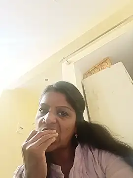 Snapshot of ashwini805057 chatting on 07-18-26, 08:34 ashwini805057 online show from 07-18-26, 08:34