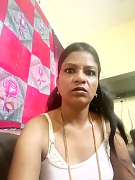 Snapshot of ashwini805057 chatting on 07-19-26, 05:27 ashwini805057 online show from 07-19-26, 05:27
