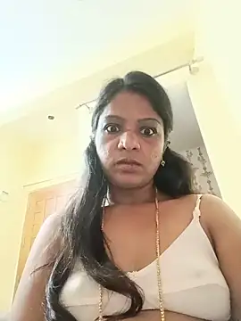 Snapshot of ashwini805057 chatting on 07-22-26, 06:48 ashwini805057 online show from 07-22-26, 06:48