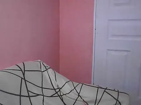 Snapshot of SaucyPussyxx chatting on 07-19-26, 01:08 SaucyPussyxx online show from 07-19-26, 01:08