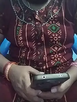 Snapshot of tamilbabyshree chatting on 07-18-26, 02:58 tamilbabyshree online show from 07-18-26, 02:58