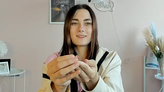 Snapshot of MarcellePiwowar chatting on 07-20-26, 11:12 MarcellePiwowar online show from 07-20-26, 11:12