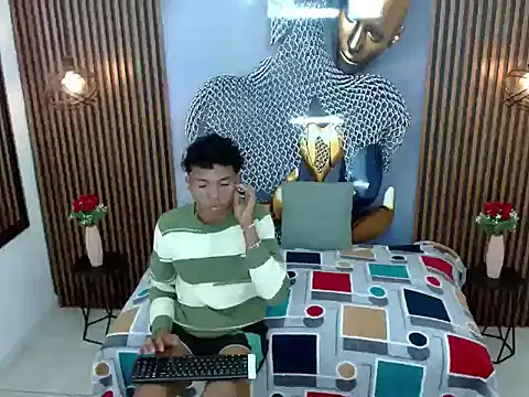 AlessandroBlack  online show from 07-20-26, 08:11
