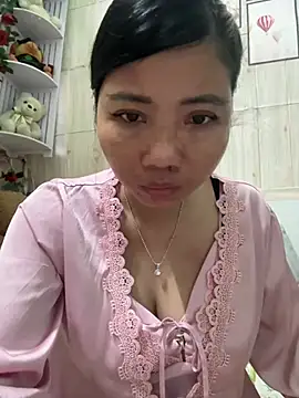Snapshot of Camry020 chatting on 07-18-26, 02:42 Camry020 online show from 07-18-26, 02:42