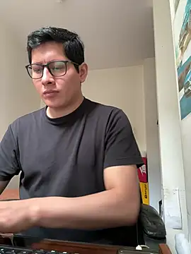 Snapshot of Steffano15 chatting on 07-17-26, 09:23 Steffano15 online show from 07-17-26, 09:23