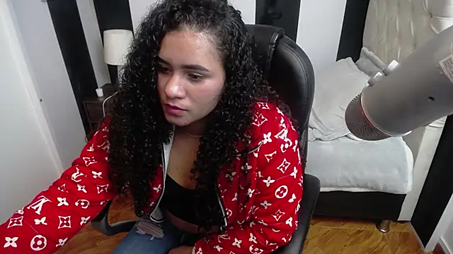 aurora scott online show from 07-17-26, 10:18