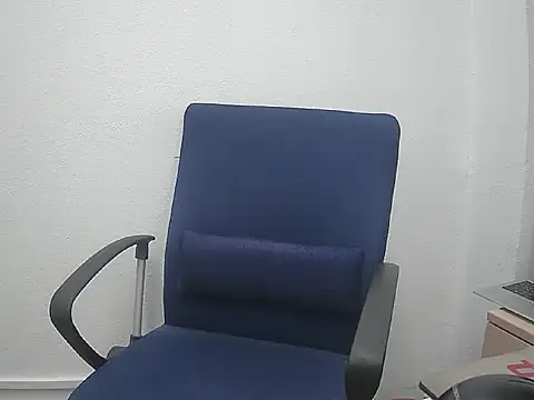 Snapshot of gabriel9_ chatting on 06-05-26, 08:09 gabriel9 online show from 06-05-26, 08:09