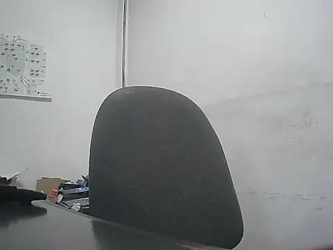 Snapshot of gabriel9_ chatting on 06-12-26, 09:51 gabriel9 online show from 06-12-26, 09:51