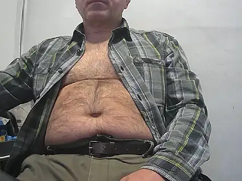 Snapshot of gabriel9_ chatting on 05-07-26, 08:28 gabriel9 online show from 05-07-26, 08:28