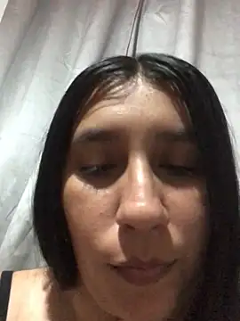 Foxy April online show from 07-18-26, 01:36
