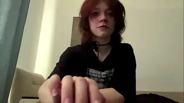 Snapshot of finna_be chatting on 07-19-26, 08:23 finna be online show from 07-19-26, 08:23