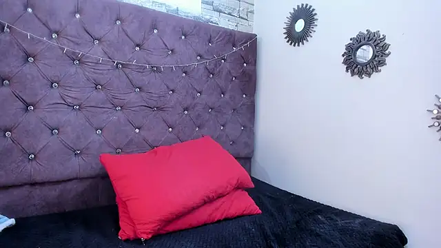 gabriela grace online show from 10-06-25, 03:13