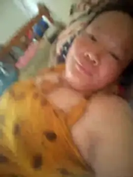 Snapshot of Queenie9z chatting on 07-24-26, 07:37 Queenie9z online show from 07-24-26, 07:37
