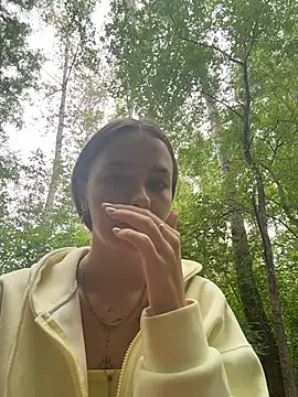 Snapshot of MiaCatt chatting on 07-23-26, 01:58 MiaCatt online show from 07-23-26, 01:58