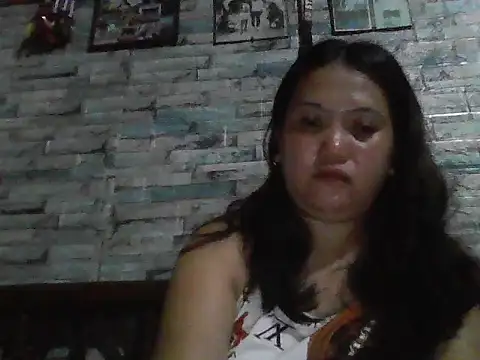 Lunasky05 online show from 07-26-26, 12:45
