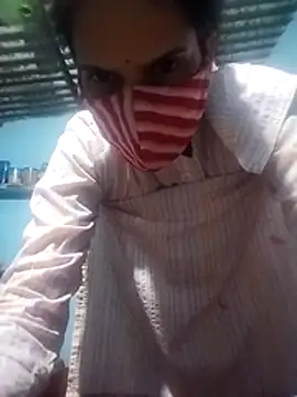 Snapshot of Aisha_And_Arjit chatting on 07-19-26, 05:10 Aisha And Arjit online show from 07-19-26, 05:10