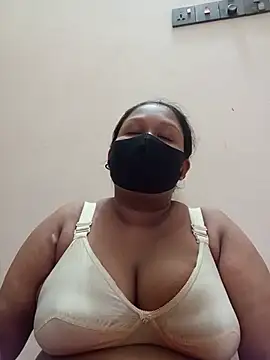 Snapshot of Parul_--akter chatting on 07-20-26, 11:23 Parul --akter online show from 07-20-26, 11:23