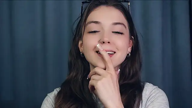 TressaEhl online show from 08-05-26, 12:43