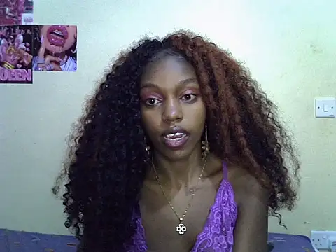 baddiecarrara online show from 07-25-26, 05:08