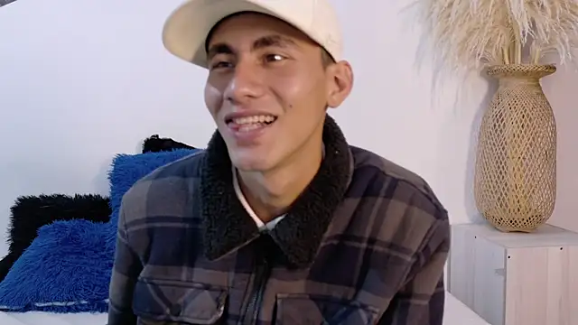Snapshot of Carter_Brookss chatting on 07-22-26, 03:41 Carter Brookss online show from 07-22-26, 03:41