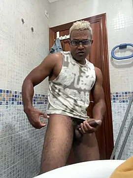 Snapshot of samario06 chatting on 07-28-26, 03:03 samario06 online show from 07-28-26, 03:03
