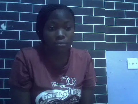 Snapshot of prettydivabloom chatting on 08-03-26, 01:14 prettydivabloom online show from 08-03-26, 01:14