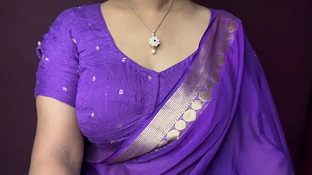 Snapshot of Hi_Rashi chatting on 07-26-26, 04:58 Hi Rashi online show from 07-26-26, 04:58