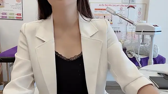 Katy Bae online show from 11-07-25, 04:39