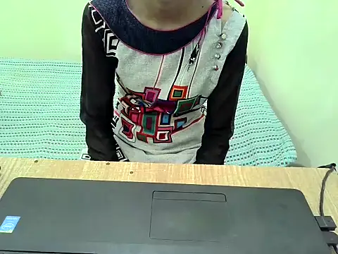 Snapshot of Naughty-Rani chatting on 07-23-26, 09:28 Naughty-Rani online show from 07-23-26, 09:28