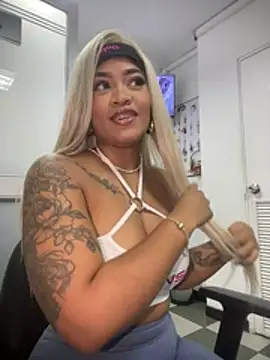 riri brunnete online show from 04-02-26, 04:08