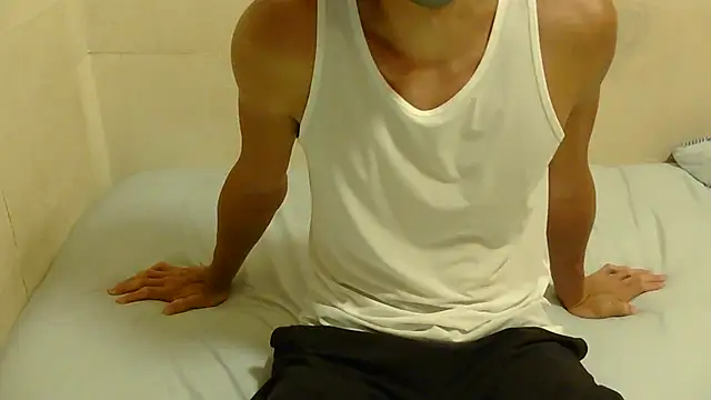 Snapshot of Rex_Ares chatting on 07-25-26, 12:33 Rex Ares online show from 07-25-26, 12:33