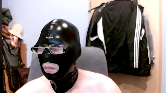 Gesichtsfotze69 online show from 07-23-26, 08:33