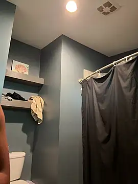 loveskinnywhitegirls online show from 07-22-26, 10:01