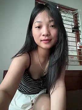 Snapshot of Ba0nhi2 chatting on 07-26-26, 11:33 Ba0nhi2 online show from 07-26-26, 11:33
