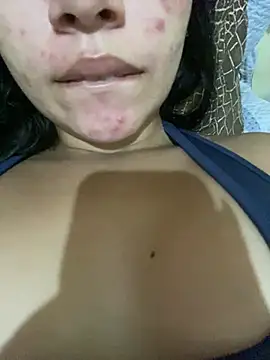 Snapshot of mels011 chatting on 08-04-26, 02:43 mels011 online show from 08-04-26, 02:43