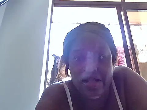 Snapshot of tinaaah22 chatting on 07-23-26, 10:01 tinaaah22 online show from 07-23-26, 10:01